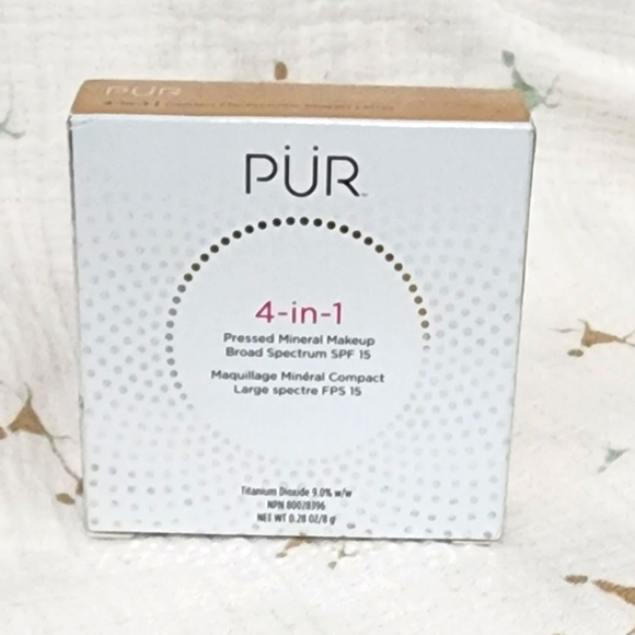 Pur Other - PUR 4 in 1 Pressed Mineral Makeup